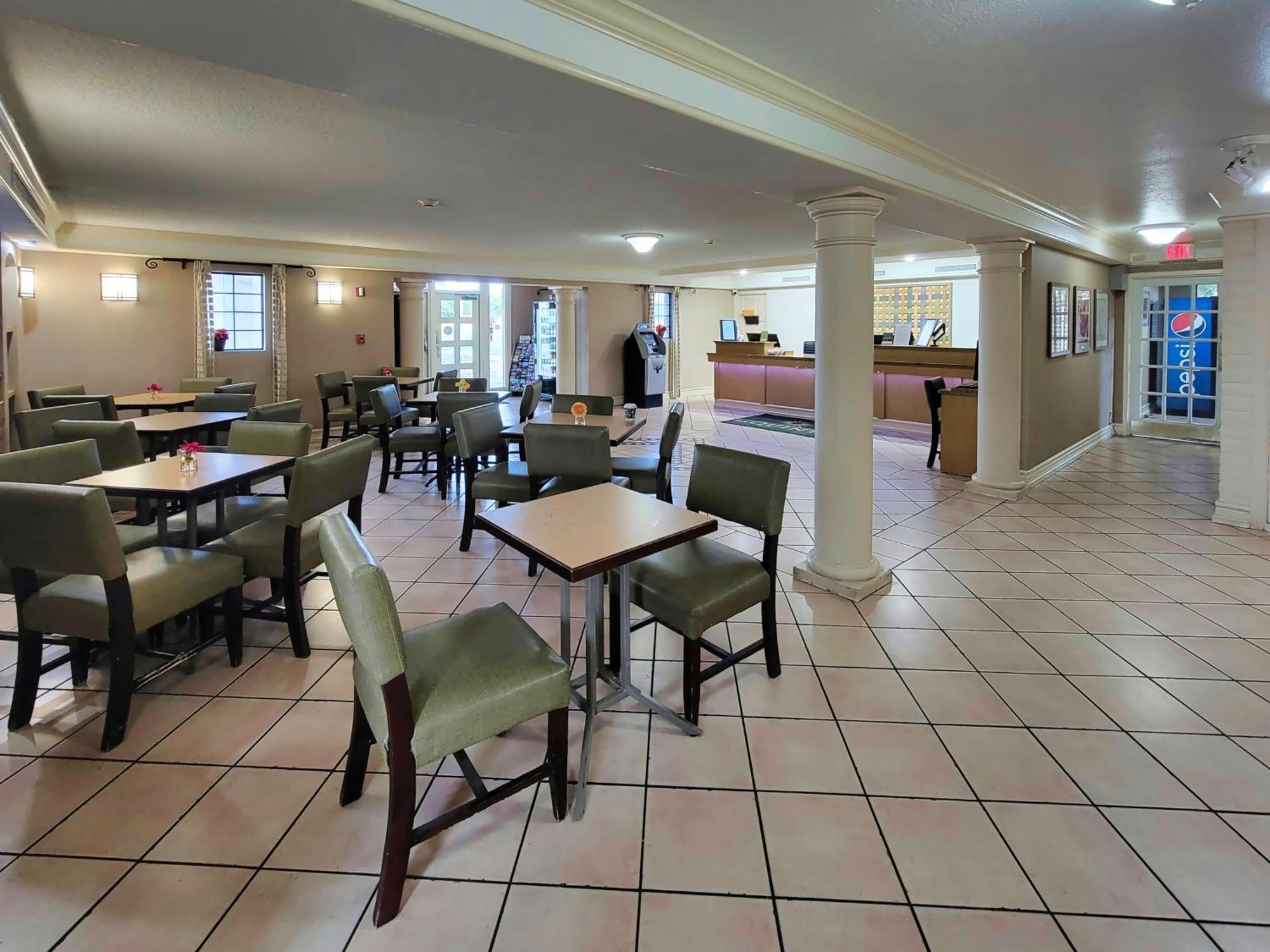La Quinta By Wyndham West Medical Center 3*