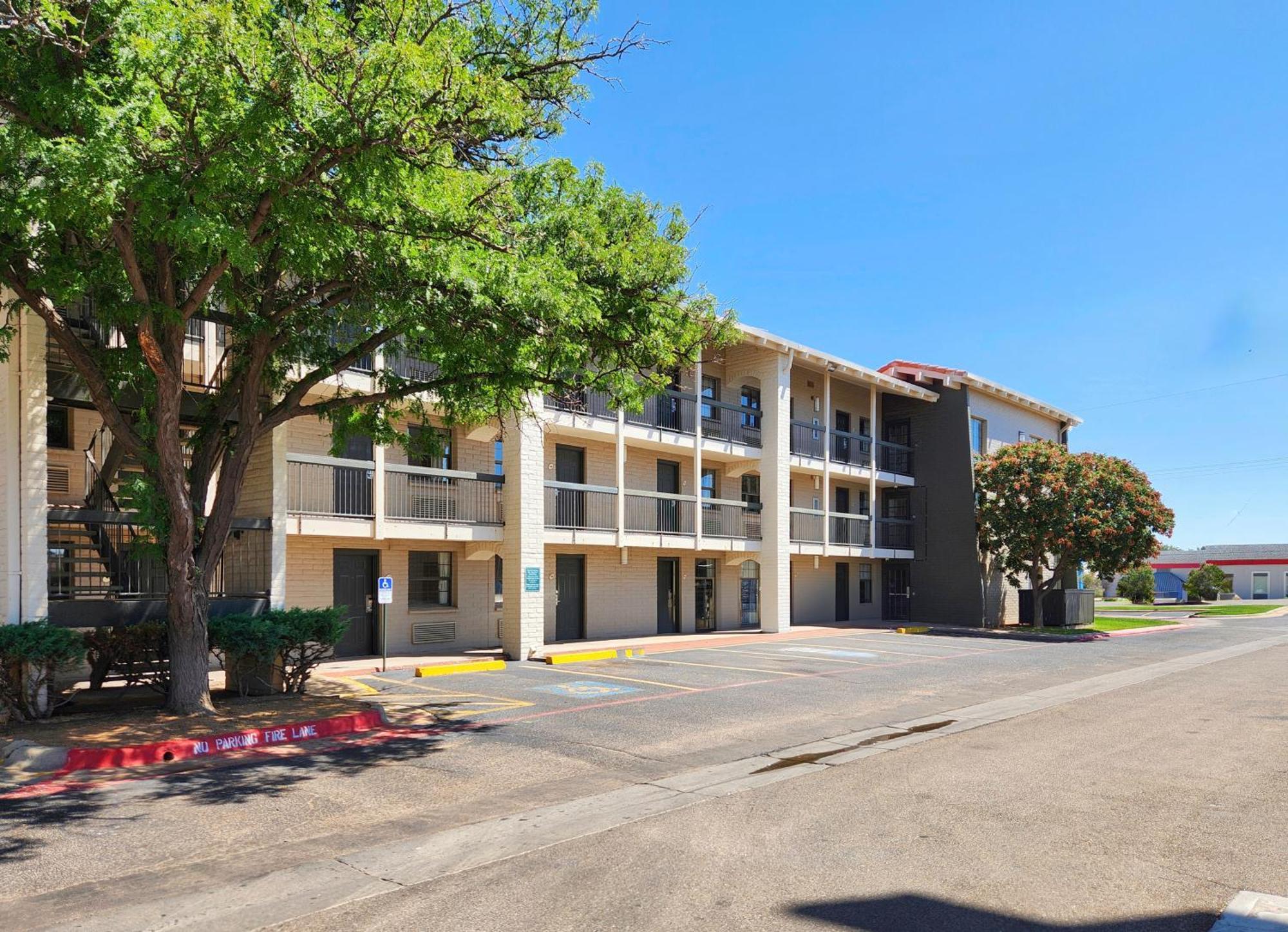 La Quinta By Wyndham West Medical Center